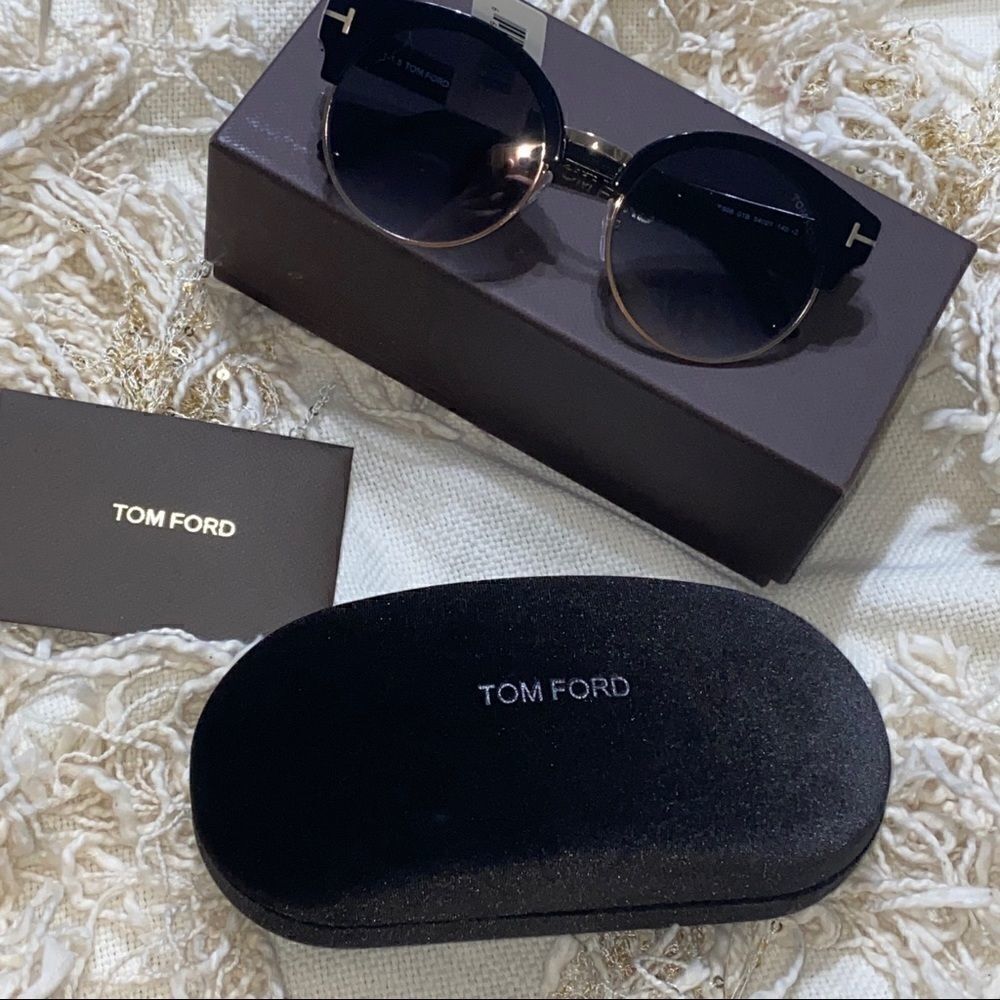 Tom Ford 54mm Alissa Sunglasses - Picture 2 of 14